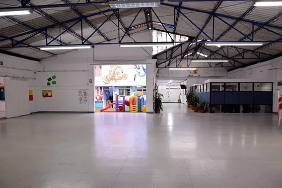 Salón Asturias, vista del escenario