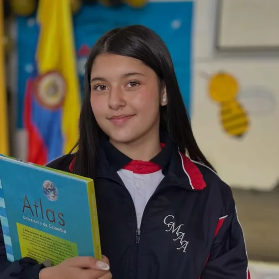 Estudiante de bachillerato del colegio